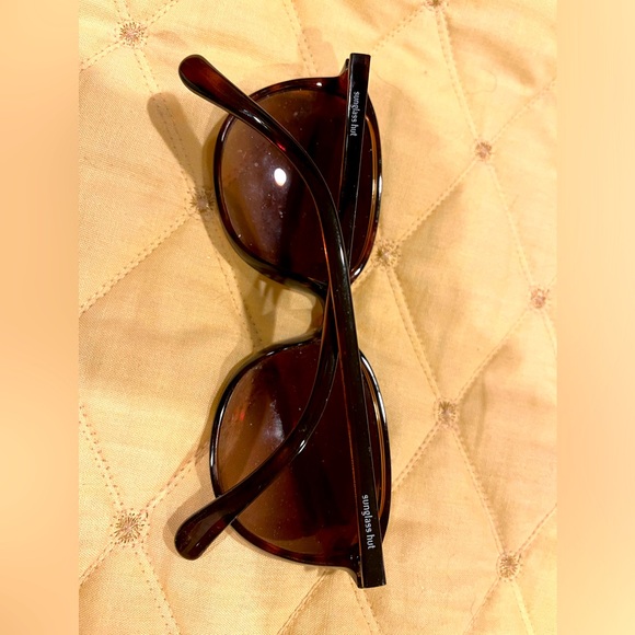 Sunglasses Hut Sunglasses - Picture 2 of 5